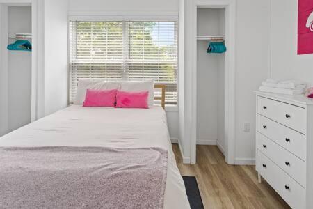 Holiday home Hot Tub By The Bay - 4bd 2ba *